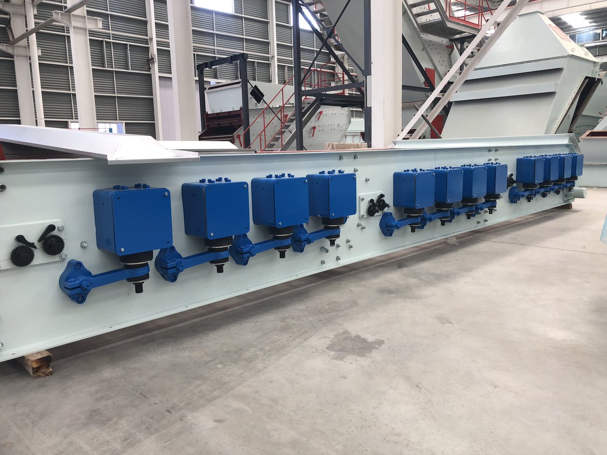 JinluSandMaker's tweet photo. Coming soon…
The electromagnetic screen is a newly developed device, and the latest video about it will be released soon
#electromagneticscreen #screener #screencloth #screeningmachine #sandmachine #sandmaking https://t.co/4YHOfwnlTJ