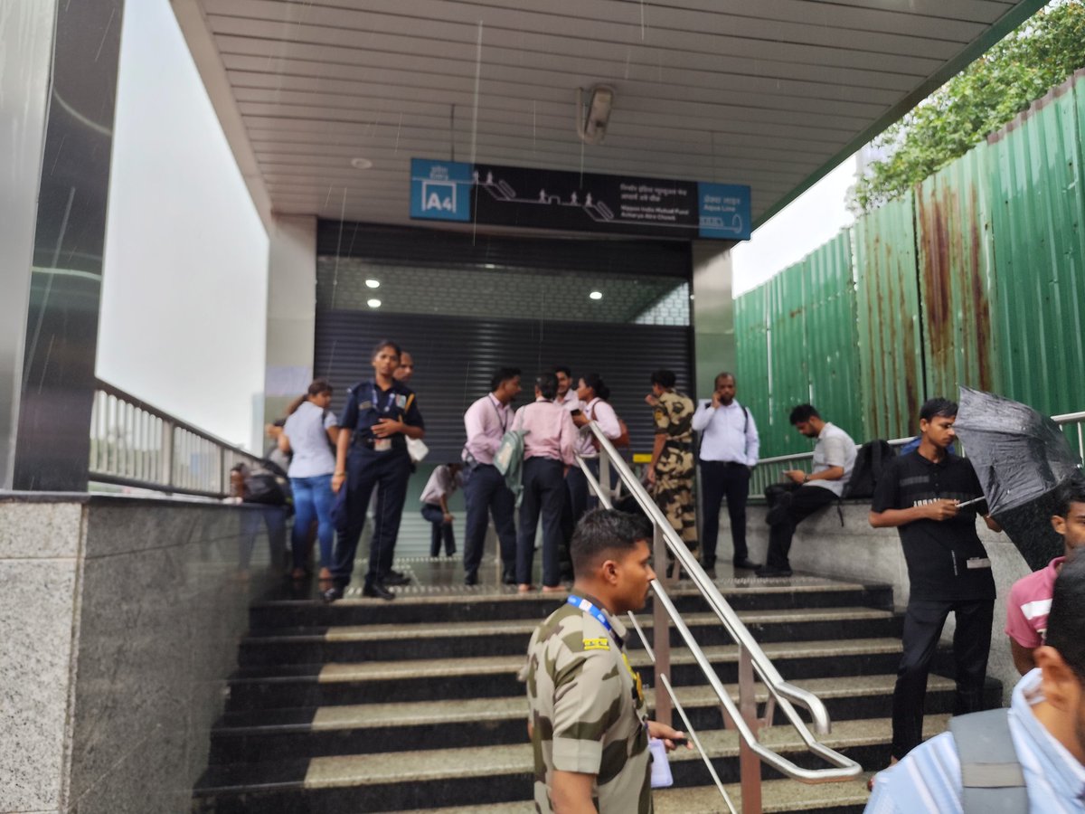 Amar Shaila (@amar_shaila) on Twitter photo Waterlogging disrupts Mumbai Metro 3 on Day 1 of rains. Acharya Atre Station closed. Knee-deep water, staff moved out, passenger service halted.
#MumbaiIndians #MumbaiMetro
#Mumbai
<a href="/MumbaiMetro3/">MumbaiMetro3</a> <a href="/lokmat/">Lokmat</a> <a href="/mumbaimetros/">Mumbai Metro Commuters Association</a> <a href="/Dev_Fadnavis/">Devendra Fadnavis</a> <a href="/mieknathshinde/">Eknath Shinde - एकनाथ शिंदे</a> <a href="/VarshaEGaikwad/">Prof. Varsha Eknath Gaikwad</a> <a href="/AUThackeray/">Aaditya Thackeray</a> Waterlogging disrupts Mumbai Metro 3 on Day 1 of rains. Acharya Atre Station closed. Knee-deep water, staff moved out, passenger service halted.
#MumbaiIndians #MumbaiMetro
#Mumbai
<a href="/MumbaiMetro3/">MumbaiMetro3</a> <a href="/lokmat/">Lokmat</a> <a href="/mumbaimetros/">Mumbai Metro Commuters Association</a> <a href="/Dev_Fadnavis/">Devendra Fadnavis</a> <a href="/mieknathshinde/">Eknath Shinde - एकनाथ शिंदे</a> <a href="/VarshaEGaikwad/">Prof. Varsha Eknath Gaikwad</a> <a href="/AUThackeray/">Aaditya Thackeray</a>