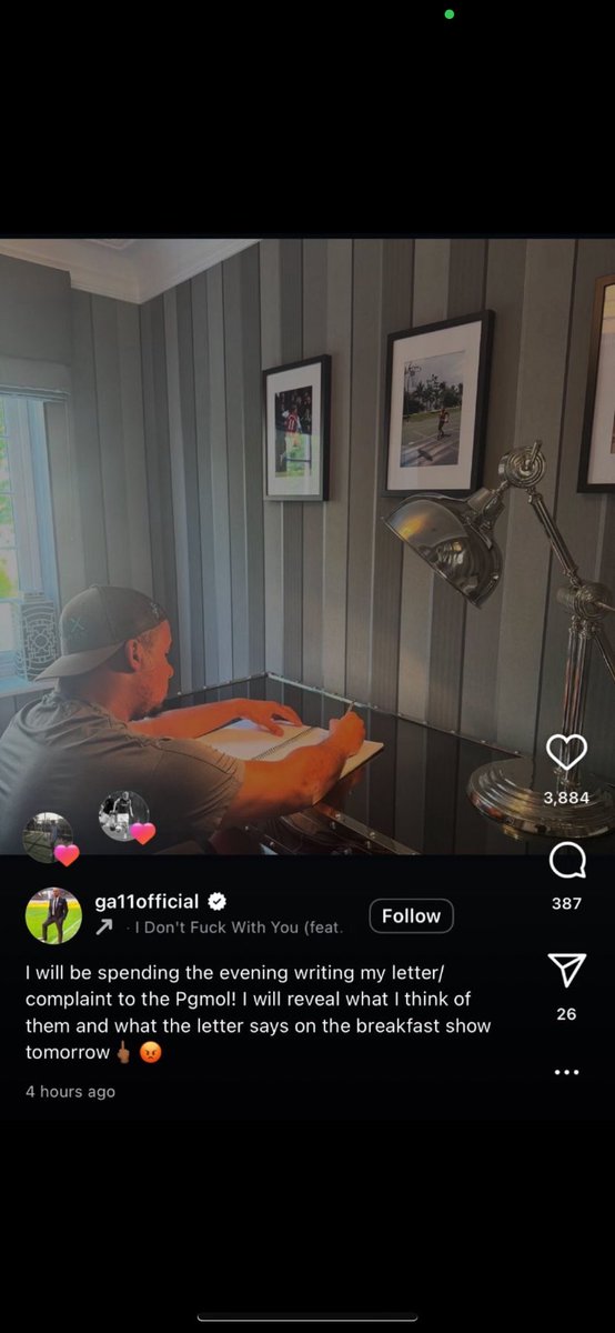Pippodoro's tweet photo. Fucking hell Gabbys furious! 😂 #bcfc #avfc https://t.co/MEaelrkZRQ