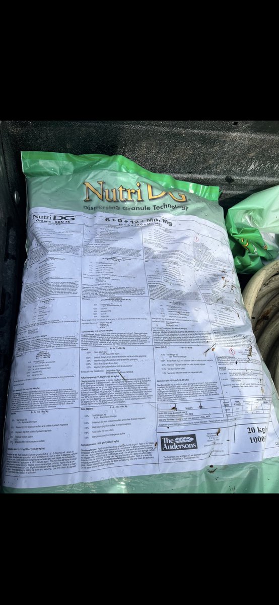 Before and after! Our first green was struggling to get going! But after Some <a href="/TheAndersonsPro/">The Andersons Pro</a> 6+0+12 followed by some <a href="/RegenAmenity/">ReGen Amenity</a> double shot and then some help from the weather ☔️☔️ greens have come up really good!  Seriously impressed with the products 👏 <a href="/DavidCheape/">greenkeeper1982</a>