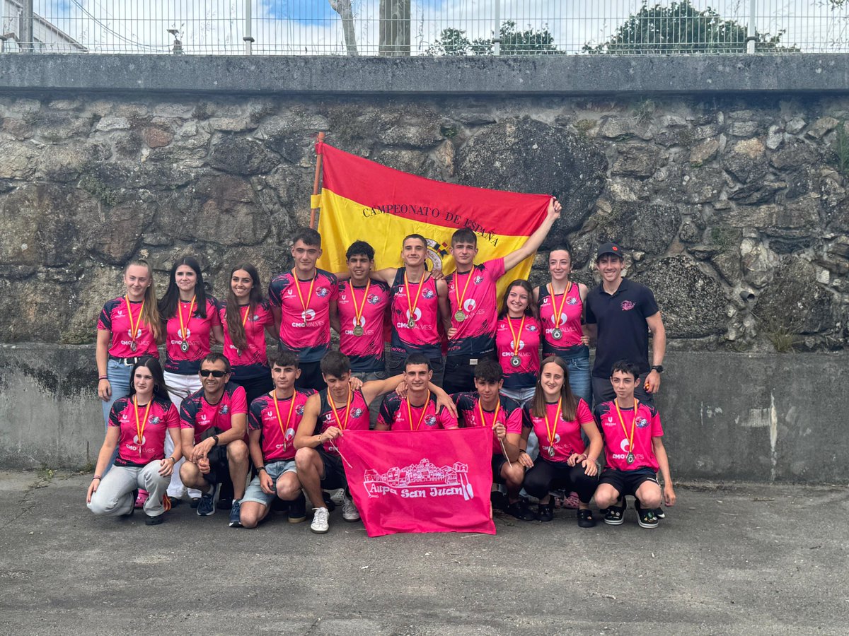 Teo Alberro (@alberroteo) on Twitter photo Asteburu borobila <a href="/sanjuan_koxtape/">San Juan - Koxtape CMO Valves</a>|ko arraunlarientzat Galizian!
🥇 Jubenil mutilak: Espainiako txapeldunak
🥈 Jubenil neskak: Espainiako txapeldunordeak
Duela 20 urteko garaipena gogoratuz, amaiera bikaina trainerilla denboraldiari.
ZORIONAK eta aupa San Juan! 🩷👏 Asteburu borobila <a href="/sanjuan_koxtape/">San Juan - Koxtape CMO Valves</a>|ko arraunlarientzat Galizian!
🥇 Jubenil mutilak: Espainiako txapeldunak
🥈 Jubenil neskak: Espainiako txapeldunordeak
Duela 20 urteko garaipena gogoratuz, amaiera bikaina trainerilla denboraldiari.
ZORIONAK eta aupa San Juan! 🩷👏