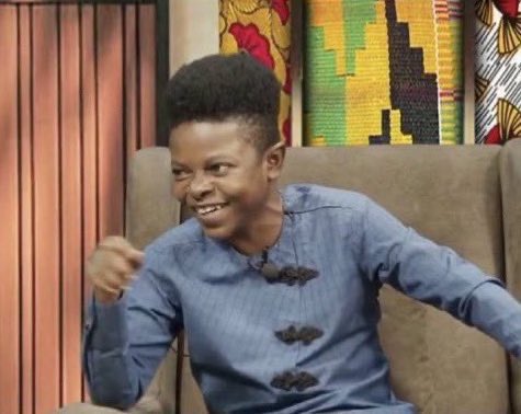 This early morning NSS personnels are fighting with a trotro mate over transport prices.