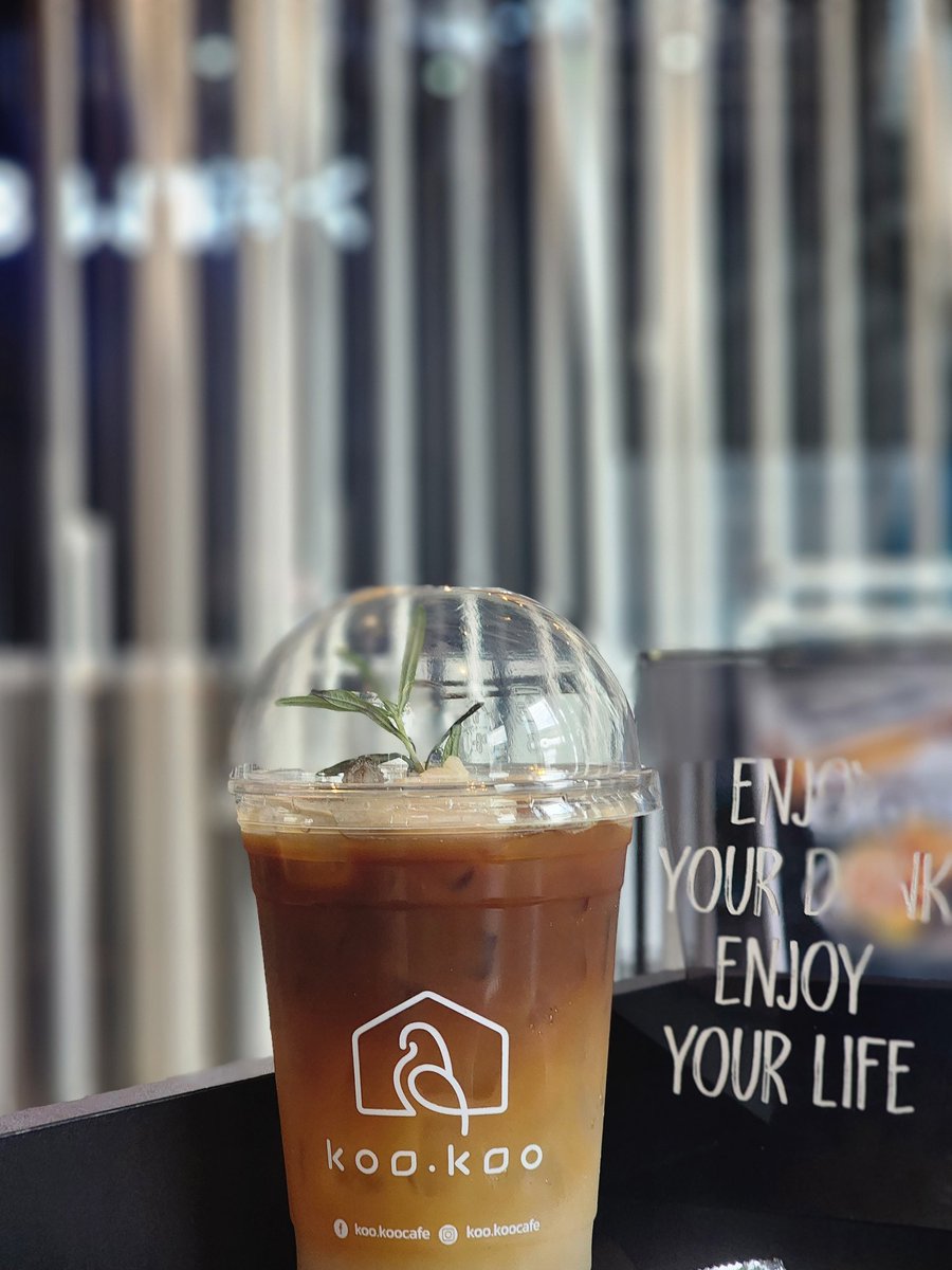 maymayalady's tweet photo. #kookoocafe #cafeติดรถไฟฟ้า #สถานีศรีรัช #คาเฟ่รถไฟฟ้าสายสีชมพู #คาเฟ่เมืองทองธานี เป็นคาเฟ่ในพื้นที่เดียวกันกับ Co- working Space #Bwork และโรงแรม koo hotel ซื้อเครื่องดื่มท่านละ 80 บาทขึ้นไปจะสามารถใช้ co working Space ได้ฟรีค่ะ จอดรถฟรีได้ 2ชม. ชม.ต่อไป ชม.ละ30บ. ค่ะ https://t.co/kNAhbCHTNm