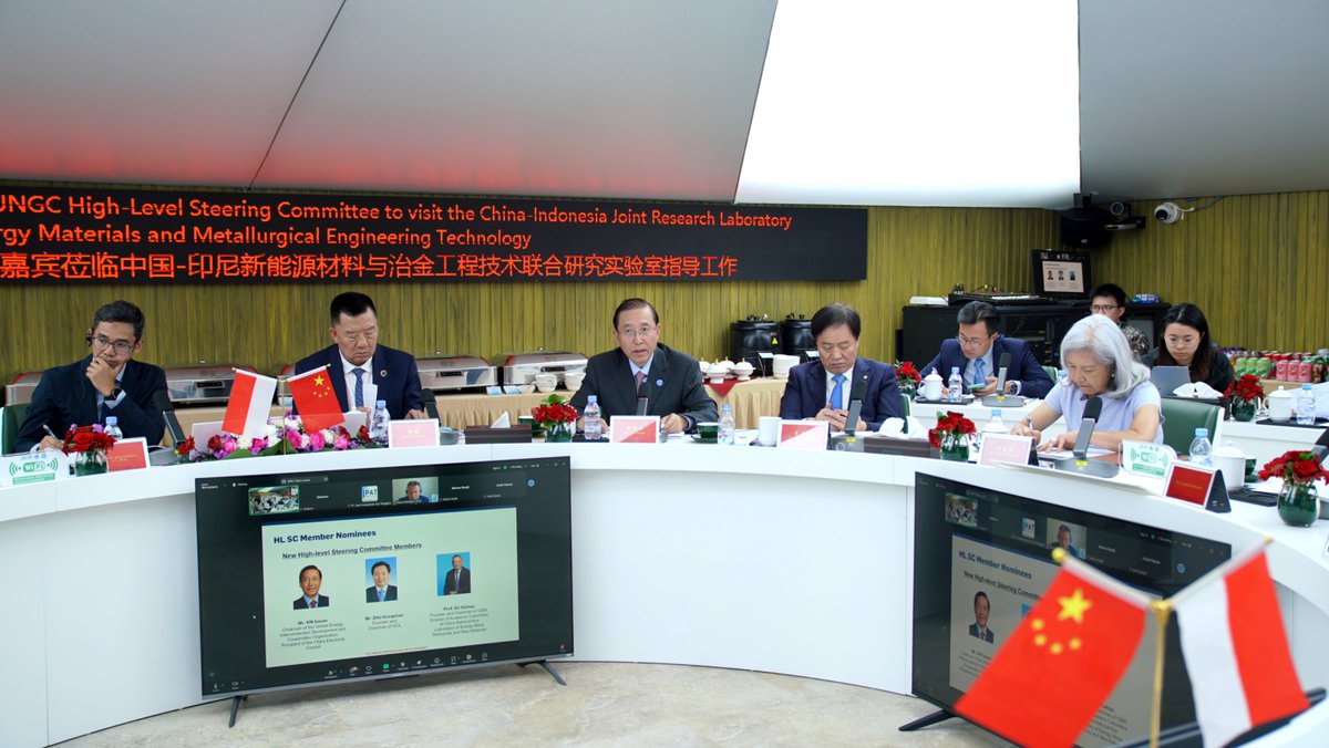 Geidco_Official's tweet image. On May 25 local time, the Global Summit on High-Quality Belt and Road Cooperation by Enterprises opened in Jakarta. Xin Bao'an, Chairman of GEIDCO and Chairman of CEC, attended and addressed the opening ceremony.
geidco.org.cn/2025/0526/8475…
#GEIDCO #GovernmentofIndonesia