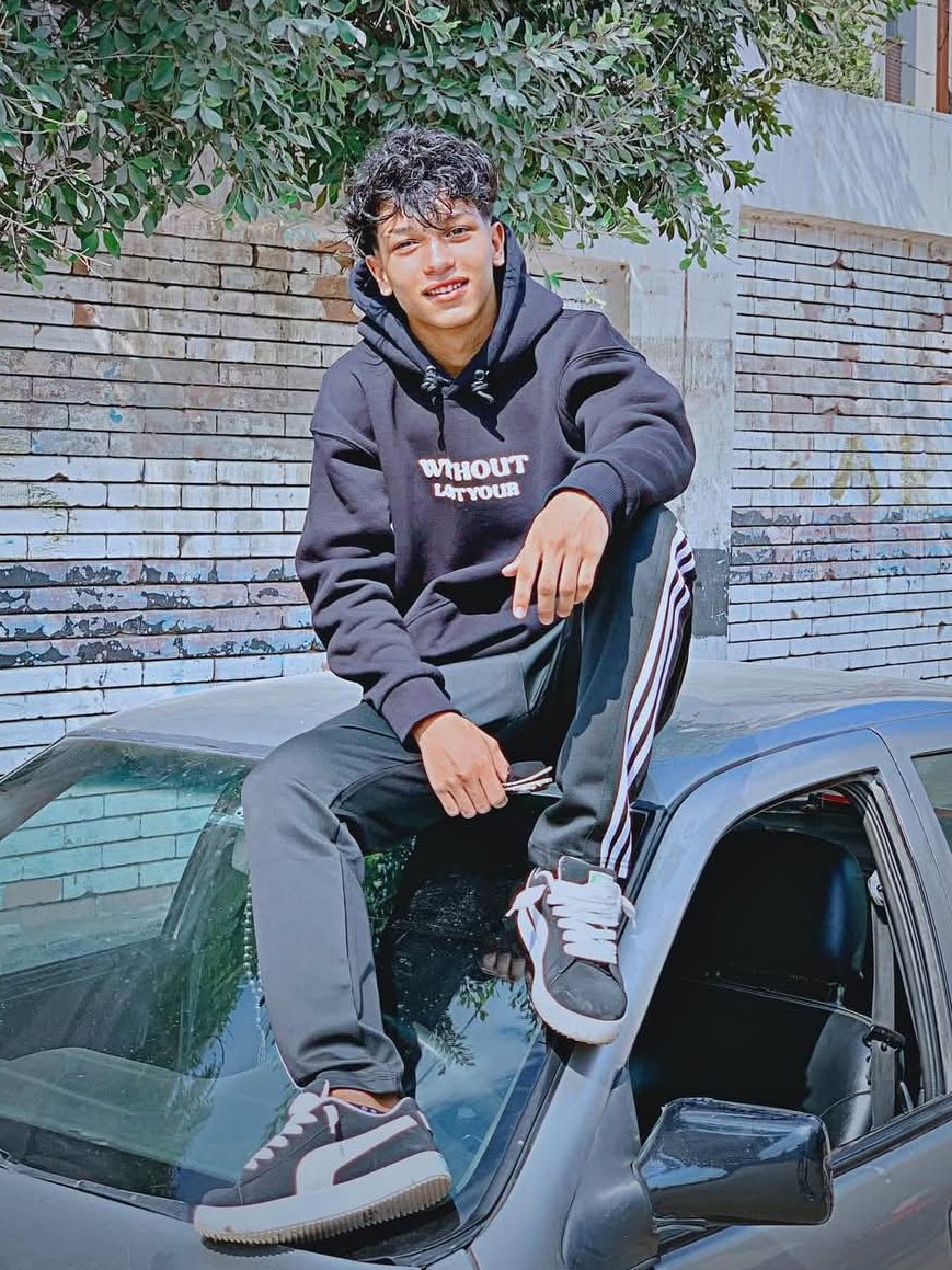 حد يمسك ماما حنان