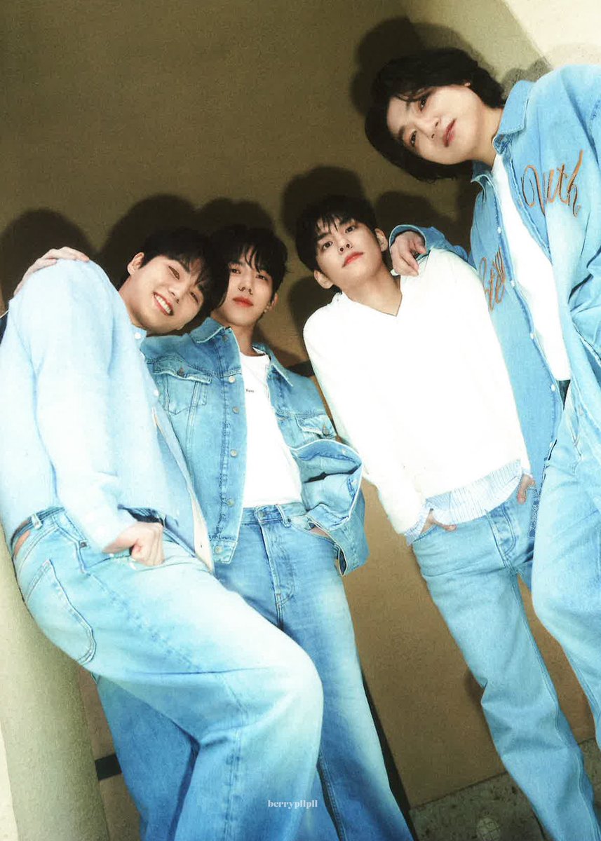 mrsjungchanwoo's tweet photo. DICON DAY6 #ONEFINEDAY6 (A-type)

[SCAN] DAY6 photo group🥹🍀 https://t.co/4Vg2y9P01c