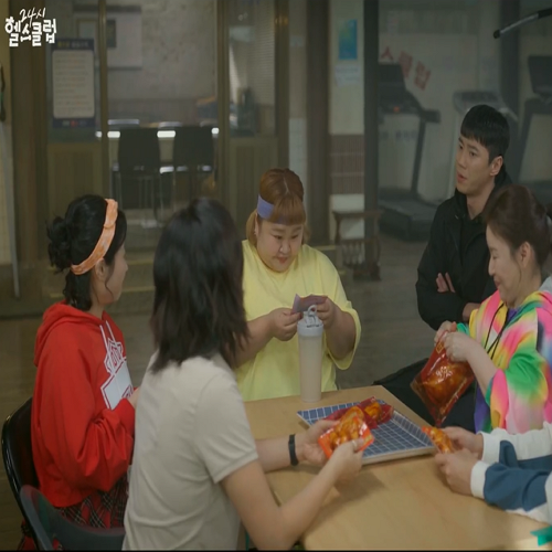 always097's tweet image. 이준영 나오는 씬 보다가 진짜 한입에 훅 갔어. 점보통살 저 크기 뭐야 미쳤어. 부모님도 같이 먹을 거야. 한끼통살 너무 맛있어 보여서 못 참았어

🥁 한끼통살 닭가슴살

atemshop.com

#이준영 #닭가슴살 #한끼통살