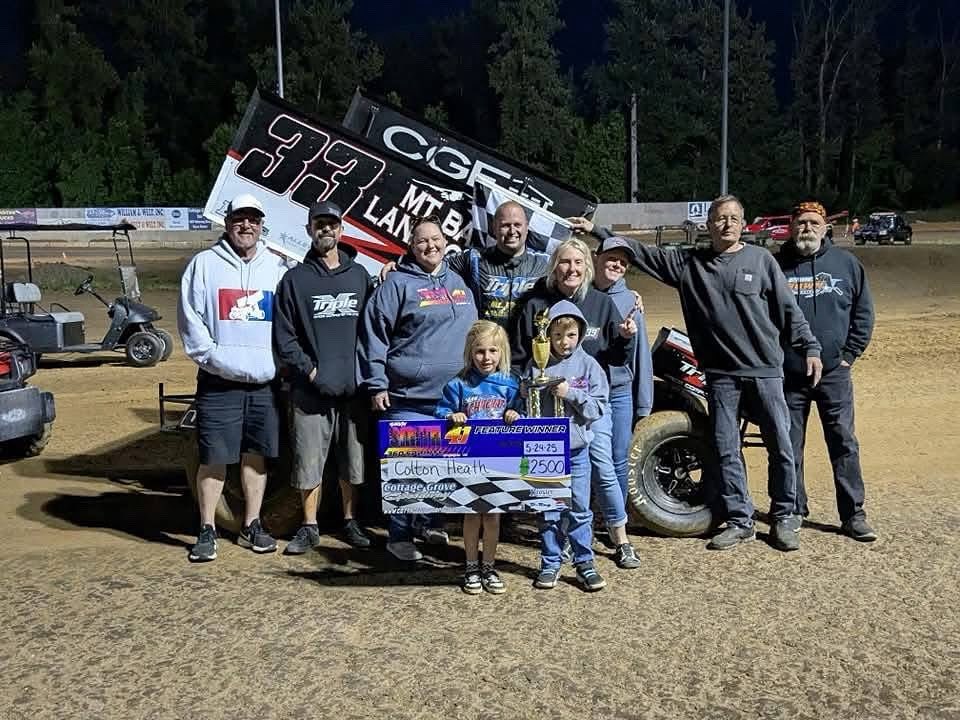 Congratulations Colton Heath on your WIN on night 1 of the Marvin Smith Memorial event at Cottage Grove Speedway.  Best of luck tonight Colton and Thirty3motorsports!
#RaceHard #TeamTripleX #TripleXWIN