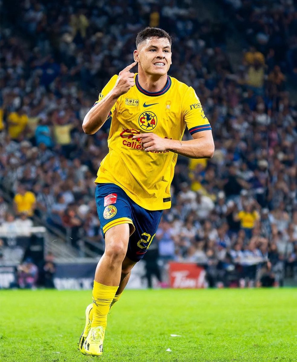 La falta que nos hizo este hombre en esta final con los pocos disparos a puerta que tuvimos.

Siempre lo dije; era un error muy grande dejarlo ir a mitad de temporada.