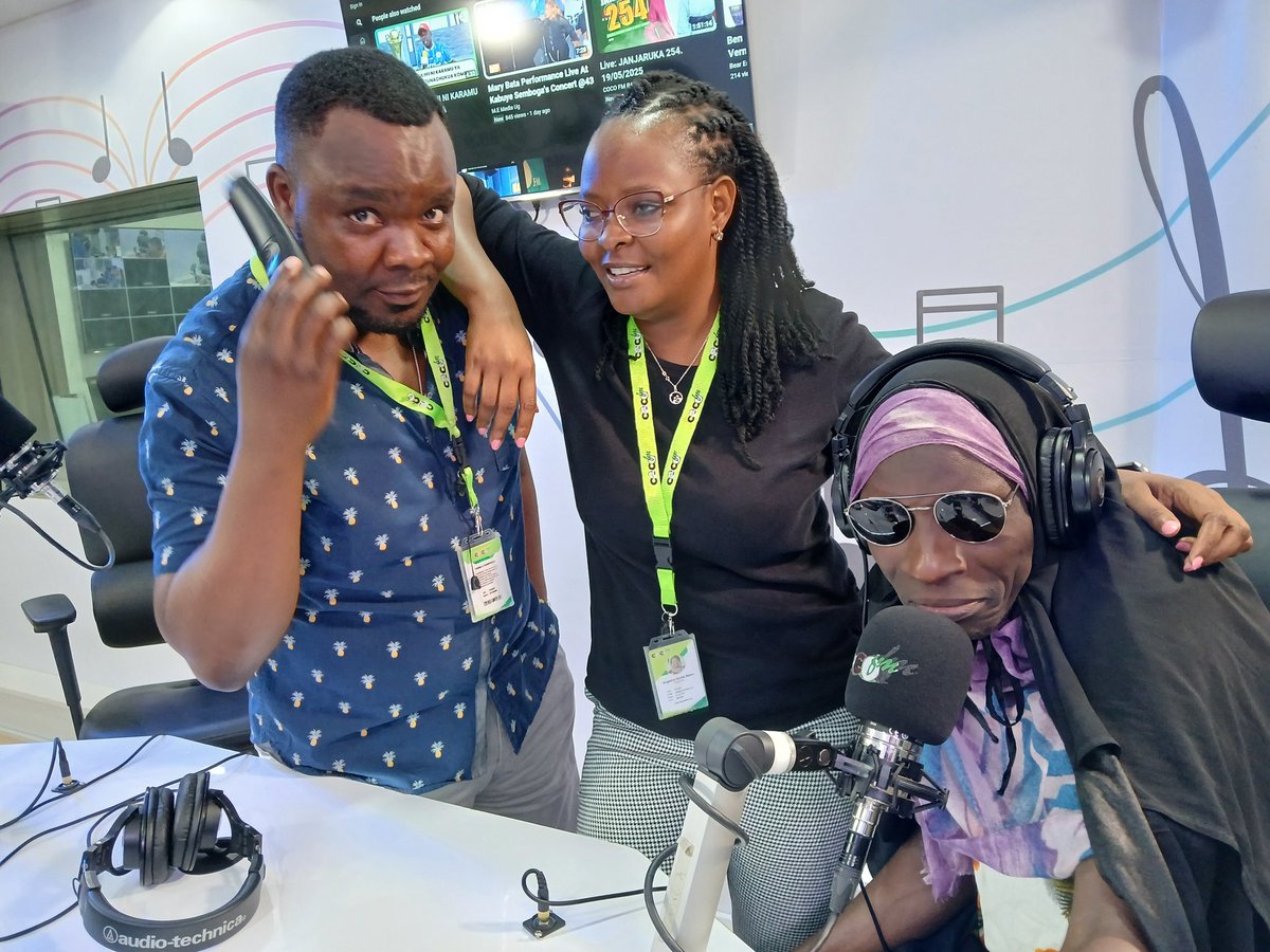 Radio Coco (@cocofmradio) on Twitter photo Your number one breakfast show #CocoAsubuhi is on. Unaskiza ukiwa wapi? Karibu jiunge nasi <a href="/AnitaNzaro/">Anita Nzaro</a>, <a href="/maroa_wambura/">Joseph Marwa</a> na Nyanya RUKIA
#CocoAsubuhi
#ladhayapwani Your number one breakfast show #CocoAsubuhi is on. Unaskiza ukiwa wapi? Karibu jiunge nasi <a href="/AnitaNzaro/">Anita Nzaro</a>, <a href="/maroa_wambura/">Joseph Marwa</a> na Nyanya RUKIA
#CocoAsubuhi
#ladhayapwani