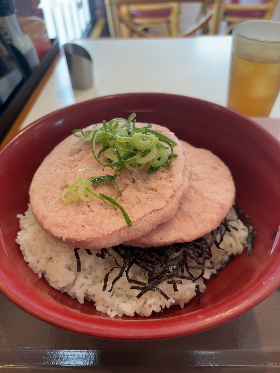 鯱子 tweet media