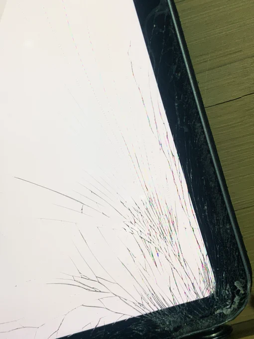 <smol update> aye dodo here over 3 years my drawing ipad has seen some baddd crashes and is not working as it used to('°̥̥̥̥̥̥̥̥ω°̥̥̥̥̥̥̥̥`) working to upgrade my drawing gear and any support here means lots! thank cm: