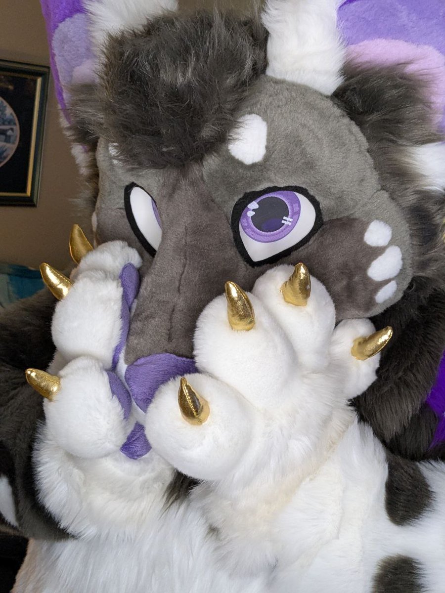 AxiomSteelWolf's tweet photo. Thank you, @WildDogWorks, for the amazing suit. He turned out way better than my imagination could've precieved.

Can't wait to snuggle yall and see you at @IndyFurCon https://t.co/SYZfTCOl5Z