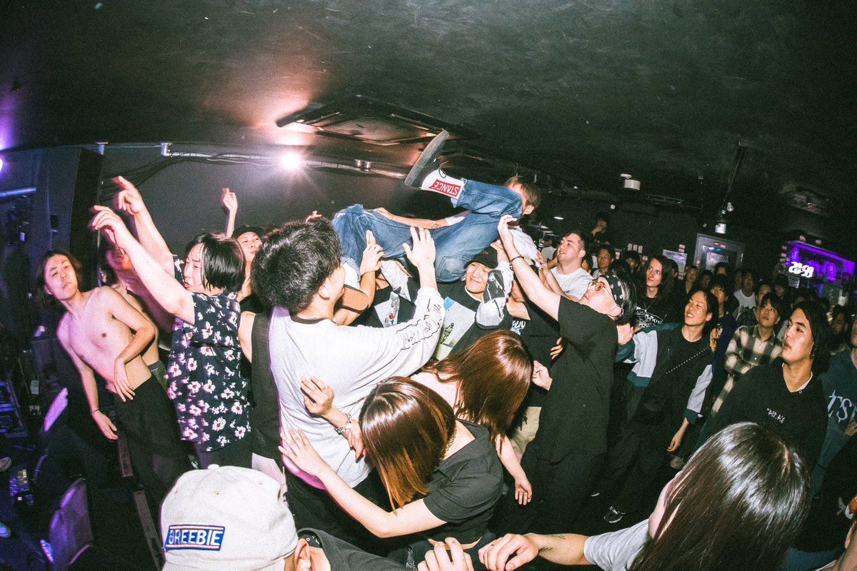 WrapUpParty's tweet image. Wrap Up Party x UNMASK aLIVE pre.
OUR TIME MORE DIVE

UNMASK aLIVE 
DOMESTIC GROOVE TOUR

ありがとうございました！これからも！どんどん！Pop Punk！

みんなでのし上がろう

#WrapUpParty #poppunk