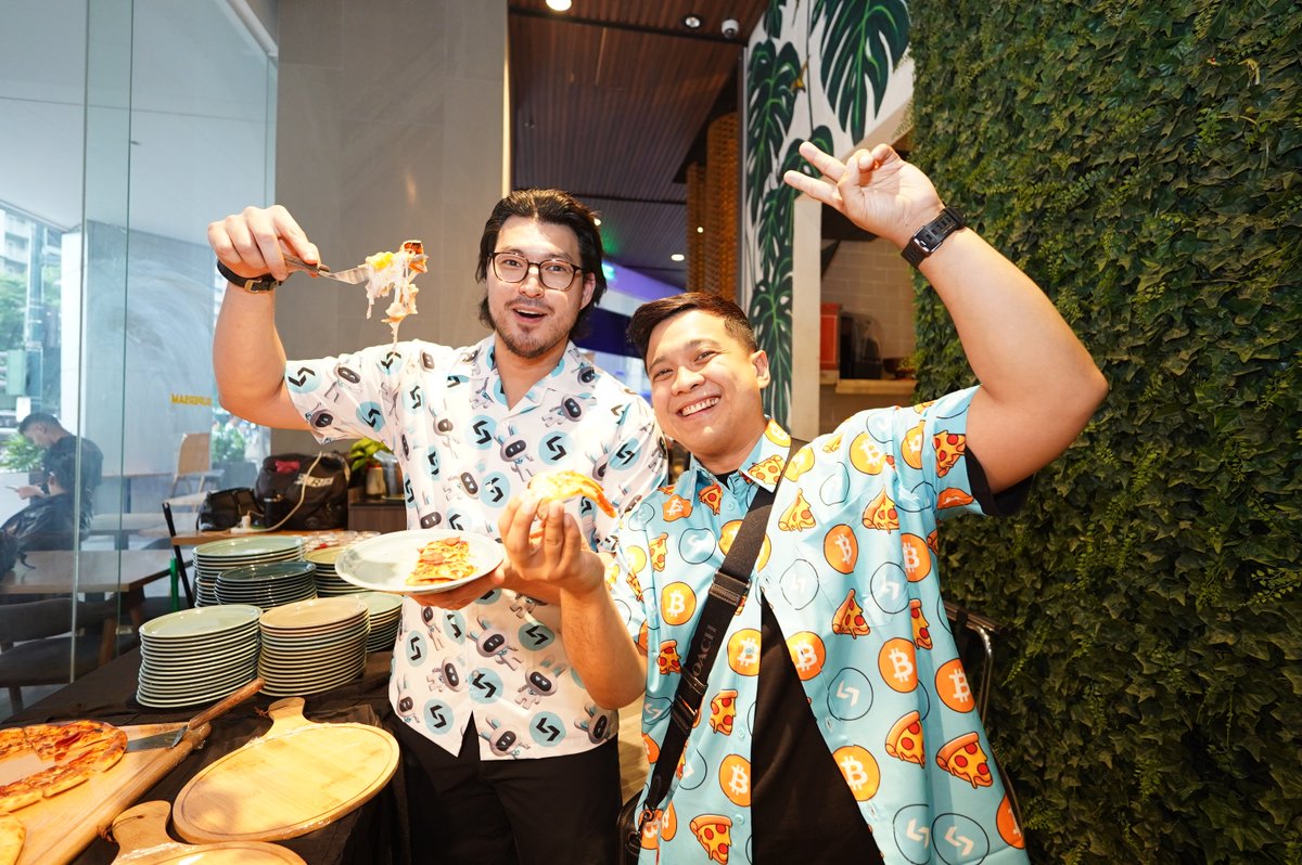 bitget's tweet photo. We're servin' up smiles and a great time 🍕

🇵🇭 Bitget Pizza Day in Manila was a blast, celebrating a slice of crypto history with good vibes all around!

⏩ Catch us for the next one? :)

#EventwithBitget #PizzawithBitget https://t.co/NCwZa8oaPd