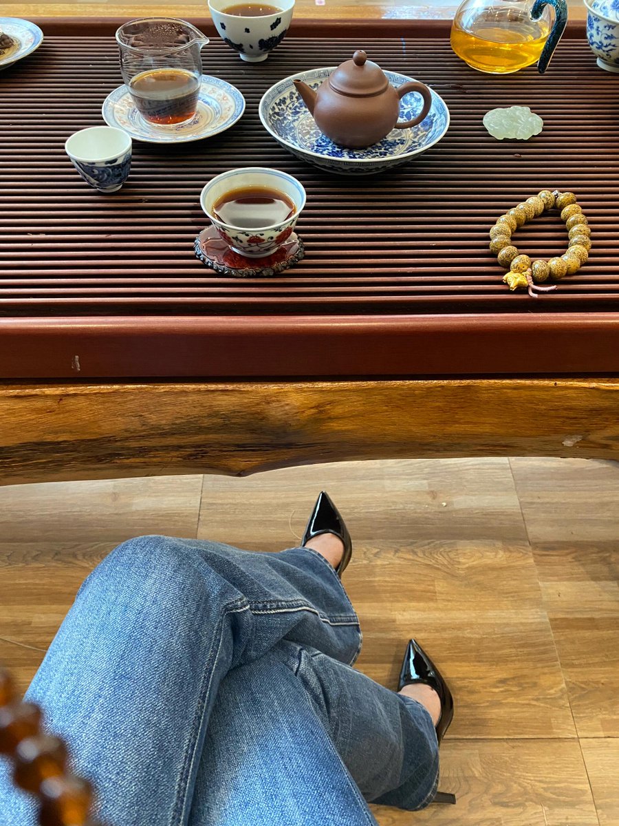 茶と私。今日もいい関係。