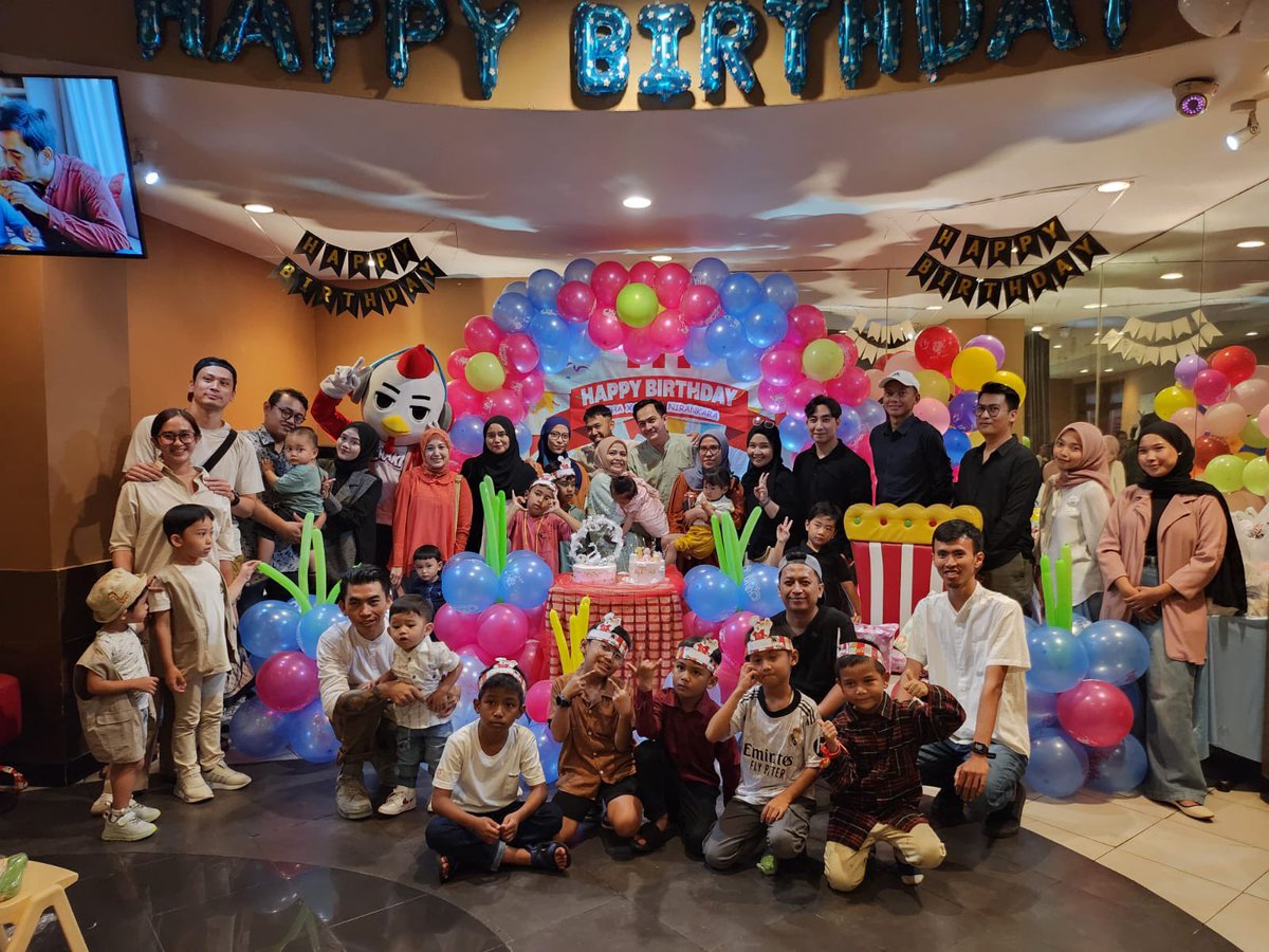indrapeputra's tweet photo. we love you aletha ❤️ https://t.co/dsn3MFcYAg