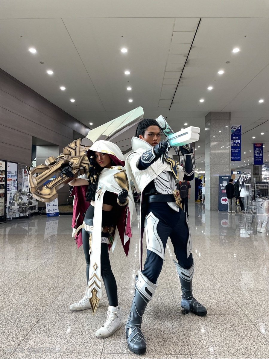 _mil_u_'s tweet image. 2025.05.24 플레이엑스포 루시안 세나 코스프레
W. @강타든유미

계약직 빛의 감시자를 구합니다.

#LeagueOfLegendscosplay #lolcosplay #Lucian #Senna #Luciancos #Sennacos