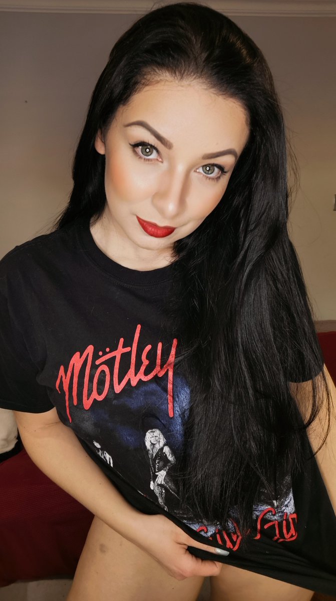 Kirsty Farts tweet media