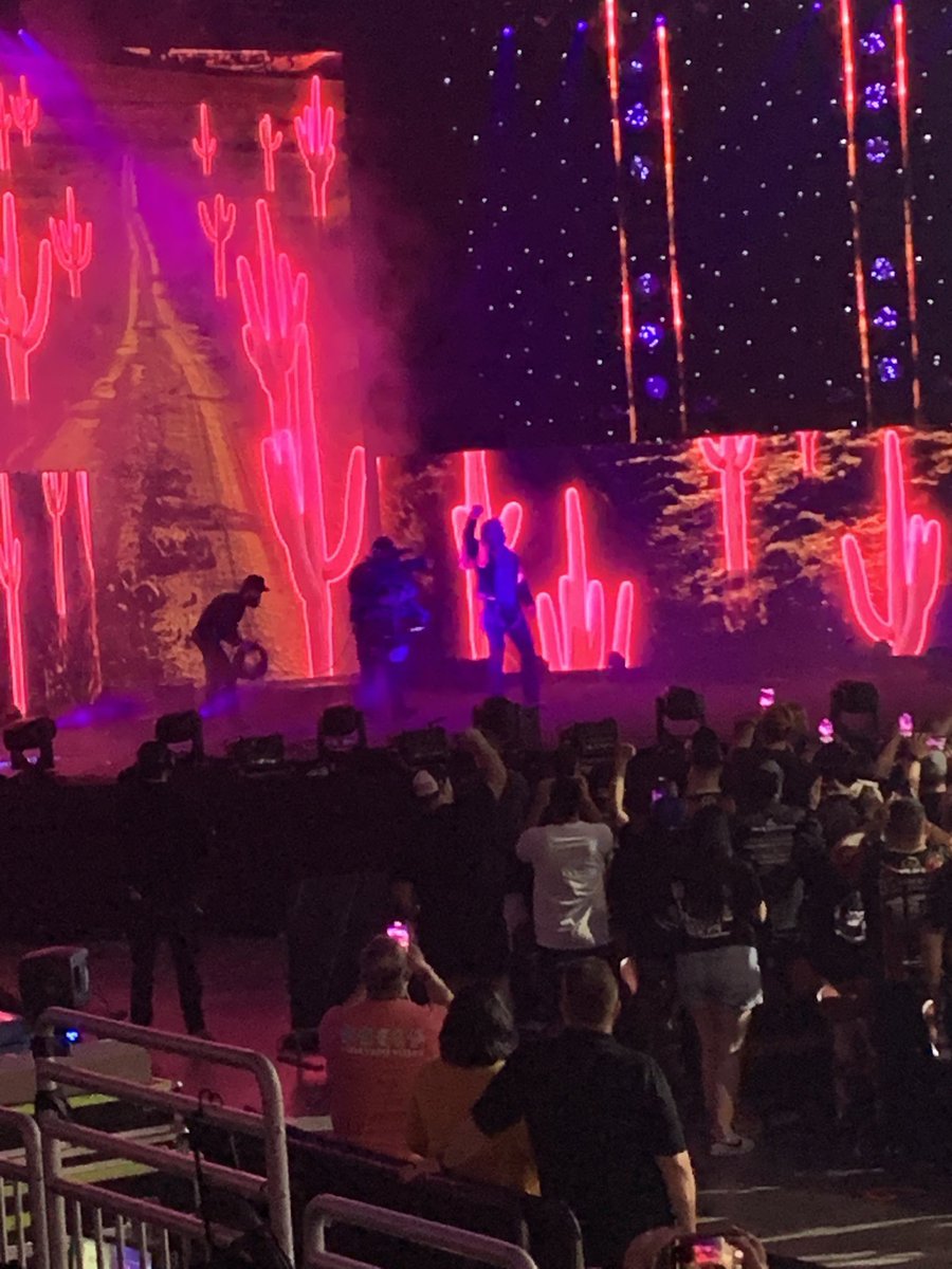 MarkAHoke's tweet photo. Main Event time!  Who’s got it? #AEWDoN https://t.co/F9dh1YkwWr