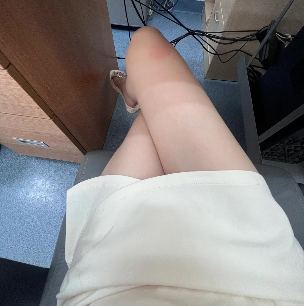午安🥵好久不見 有人想看色色影片嗎😜 按愛心私訊❤️ https://t.co/bp8KVXGgZB