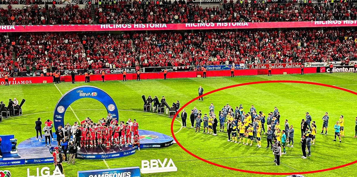 tudimebeto's tweet photo. A esto se refiere el Club América con el lema de ser Grandes De Corazón💛 https://t.co/MBHQI5AiQz