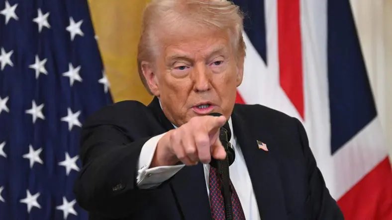 Mutually related must return!! Don't disturb the yellow tweet and pull the blacklist. Sometimes if you follow it, it's not to remove it, but to be locked up by Twitter. It will be released in 2 days. 🪻 If you see it within 10 hours, you must reply.