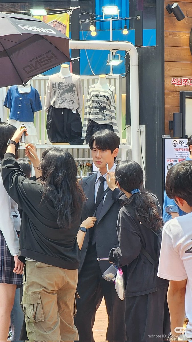 250526 신이랑 법률사무소 #유연석 촬영

xhslink.com/a/uTZx6pDs8pqdb