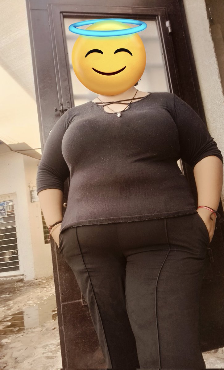 tugatitapy's tweet photo. @AlFaHotwife Ya estoy vestida de negro, sólo hace falta el entierro 🥴🔥 https://t.co/peH36ROLmY
