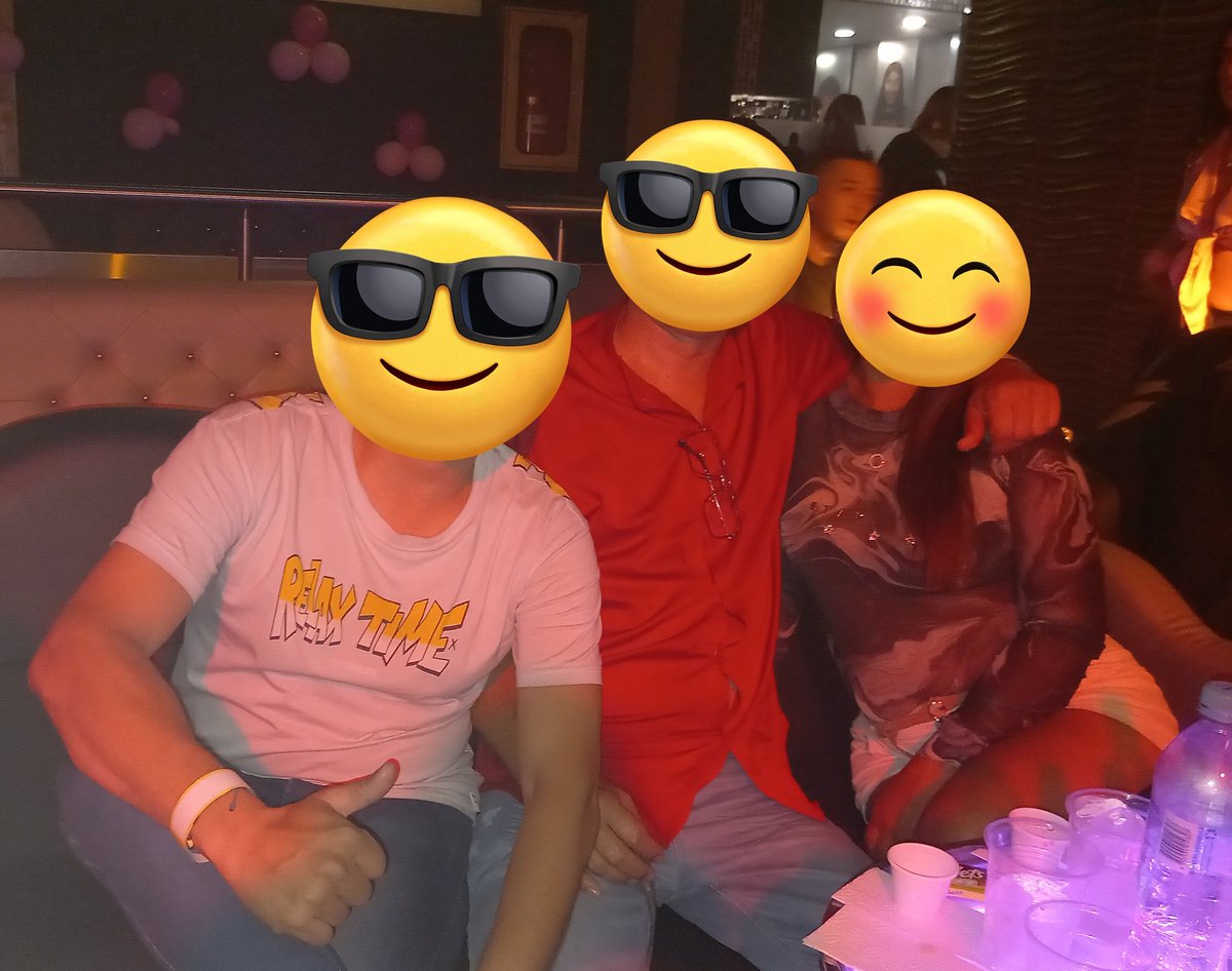 Que bacano se paso anoche en #LaNegra de Menga con <a href="/alex_adelis/">pareja sw jamundi 2018</a> 🕺💃