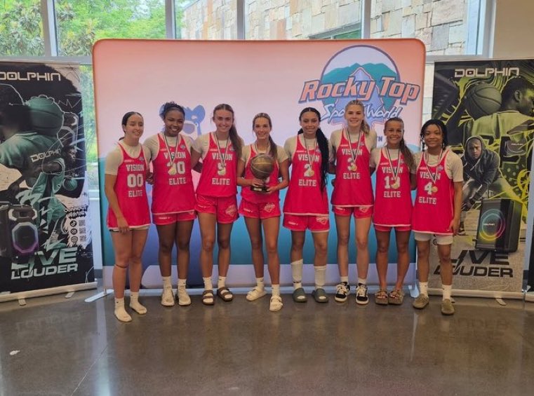 BrinDumphord's tweet photo. Went 4-0 This weekend at Rocky Top !! Winning the Championship !! https://t.co/g01M5nAKBK