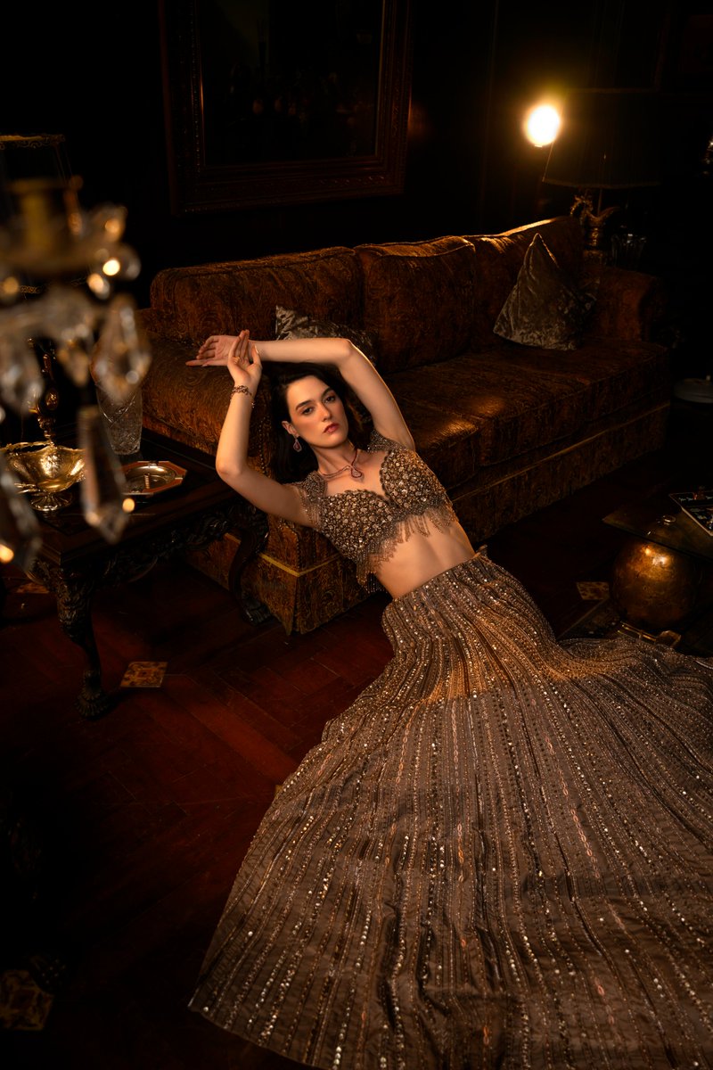 NikonIndia's tweet photo. Where the past lingers in fabric, and the present sharpens the gaze. Captured by #NikonCreator Richa Maheshwari
Shot on Nikon Z 8

For information on products, offers and more, visit https://t.co/O2lv6taHlk

#Nikon #NikonIndia #NIKKOR #NikonZ8 #Z8 #ReadyAction #FashionPhotography https://t.co/6kuUWArKbh