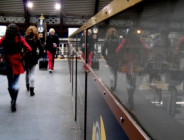 Scribe_muse2's tweet image. Somethings are
left unseen
A #calling
so loud
A pull
too magnetic
All there is
to follow is
The sound
of your
Fate
and
Leave 🍀

#poetrylovers 
#writersoftwitter 
@Scribe_muse2 
📸