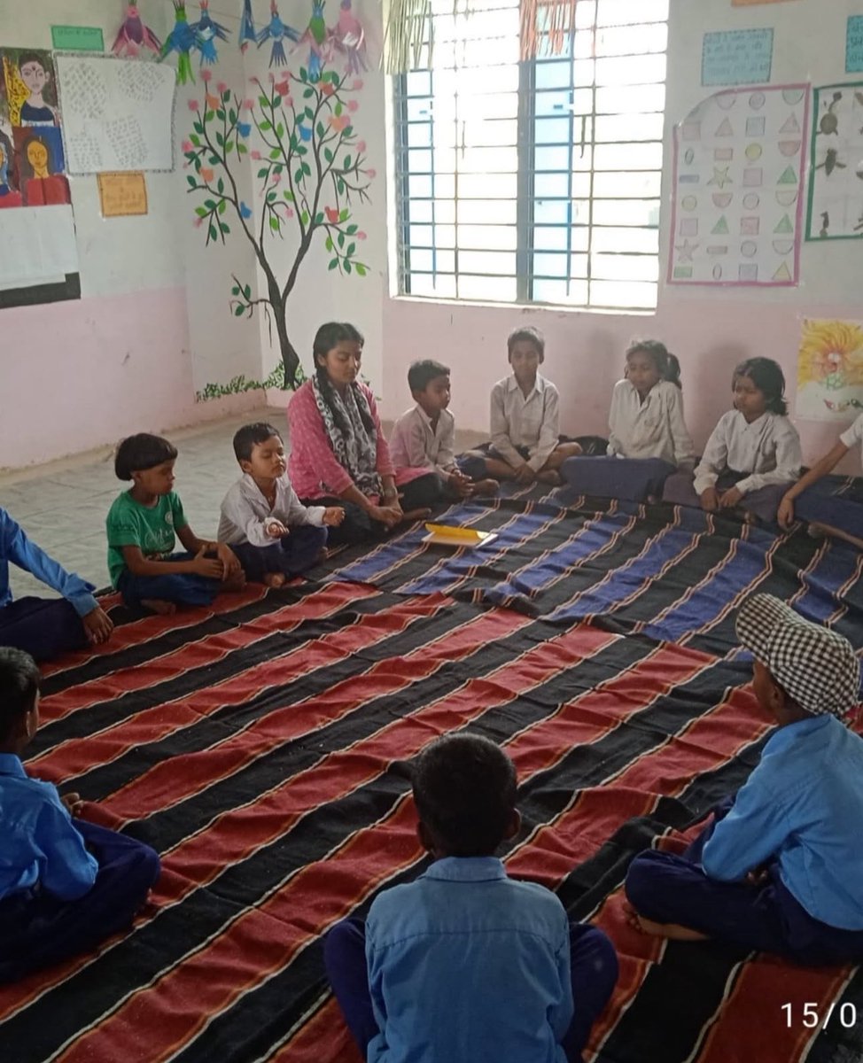 PRAYOG_India's tweet photo. 5 interns visited and became a part of our library program for 3 weeks and have given wonderful insights to our work. Thanks to all of them and the University! 

Over the next few weeks, we will share each of their experiences and observations, so keep following this space. https://t.co/FN9hYMAjkR