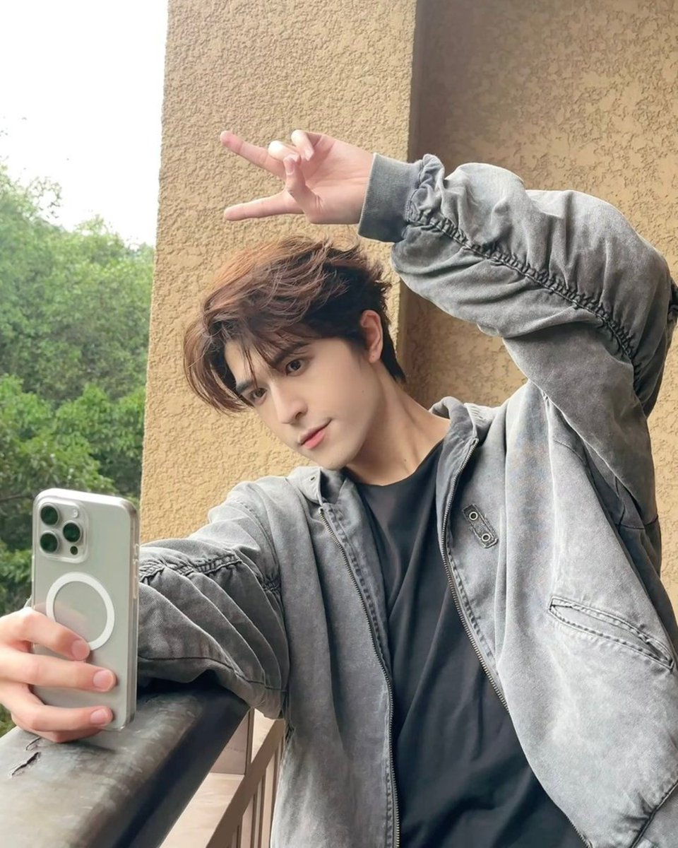 แพทริค ณัฐวรรธ์ เปิดตัวเป็นศิลปินภายใต้ค่ายยักษ์ใหญ่ของจีน EE-Media อย่างเป็นทางการแล้ว!!! 🎉🔥
หลังจากปล่อยซิงเกิล Need Ya ได้หนึ่งเดือนเต็ม ตอนนี้ Patrick-尹浩宇 ได้เข้าร่วมเป็นศิลปินในครอบครัว EE-Media เรียบร้อย! 🧡🇨🇳

<a href="/patrick_pppat/">Patrick</a>
#konticketupdate #KONticket  
#แพทริค