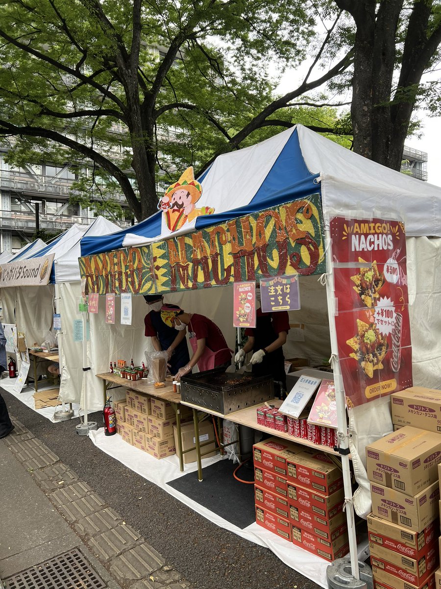 interclass_24's tweet image. 五月祭、2日間たくさんのお客様にご来店いただき誠にありがとうございました!
(同業者の方は爆速片付けお疲れ様でした!)
今回でクラスとして出店するのは最後かと思いますが、またみなさんと何処かで会えることを願っています!
↓痕跡の全くない屋台跡地
五月祭は2日間の夢幻だったのだろうか…