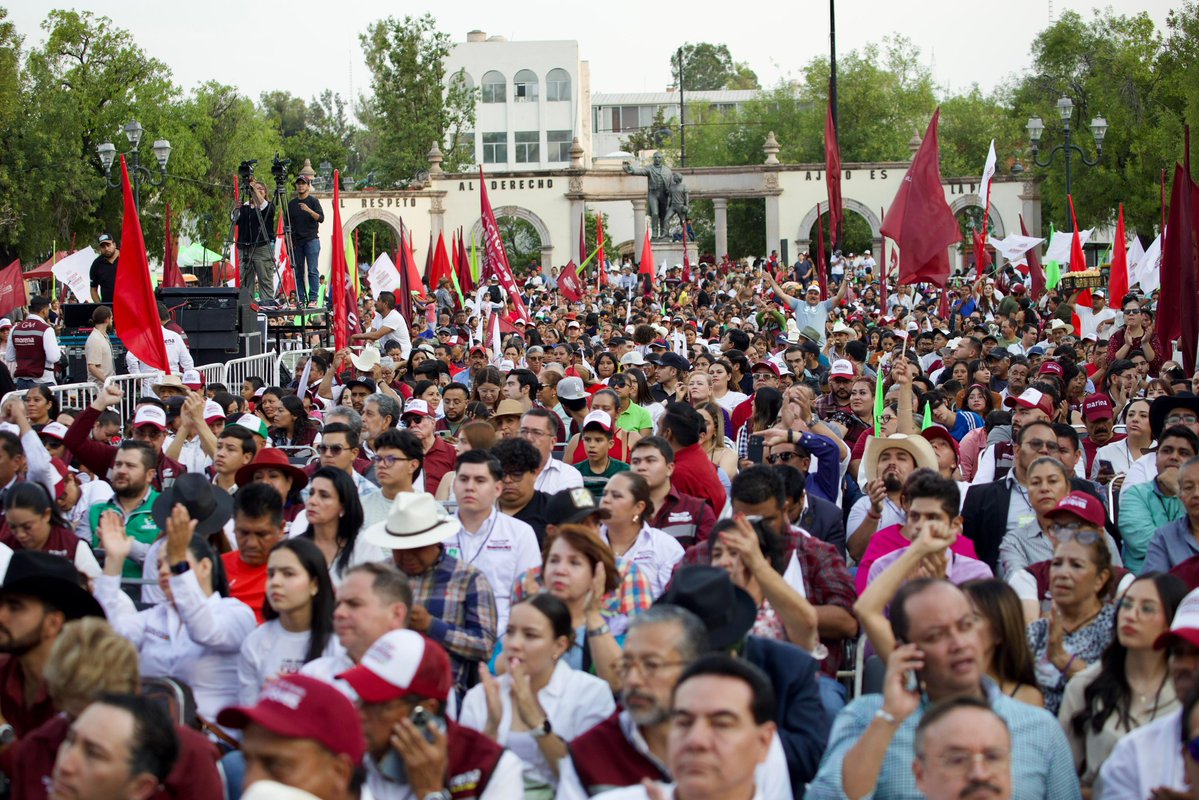 Luisa Alcalde (@luisaalcalde) on Twitter photo Acompañamos al <a href="/DrRamonEnriquez/">José Ramón Enríquez</a>, nuestro candidato a la Presidencia Municipal de Durango, en su cierre de campaña.
El PRIAN sabe que vive sus últimos momentos en el estado. El pueblo está despierto y cansado de su corrupción y sus privilegios.
Este 1º de junio, hay que salir a Acompañamos al <a href="/DrRamonEnriquez/">José Ramón Enríquez</a>, nuestro candidato a la Presidencia Municipal de Durango, en su cierre de campaña.
El PRIAN sabe que vive sus últimos momentos en el estado. El pueblo está despierto y cansado de su corrupción y sus privilegios.
Este 1º de junio, hay que salir a