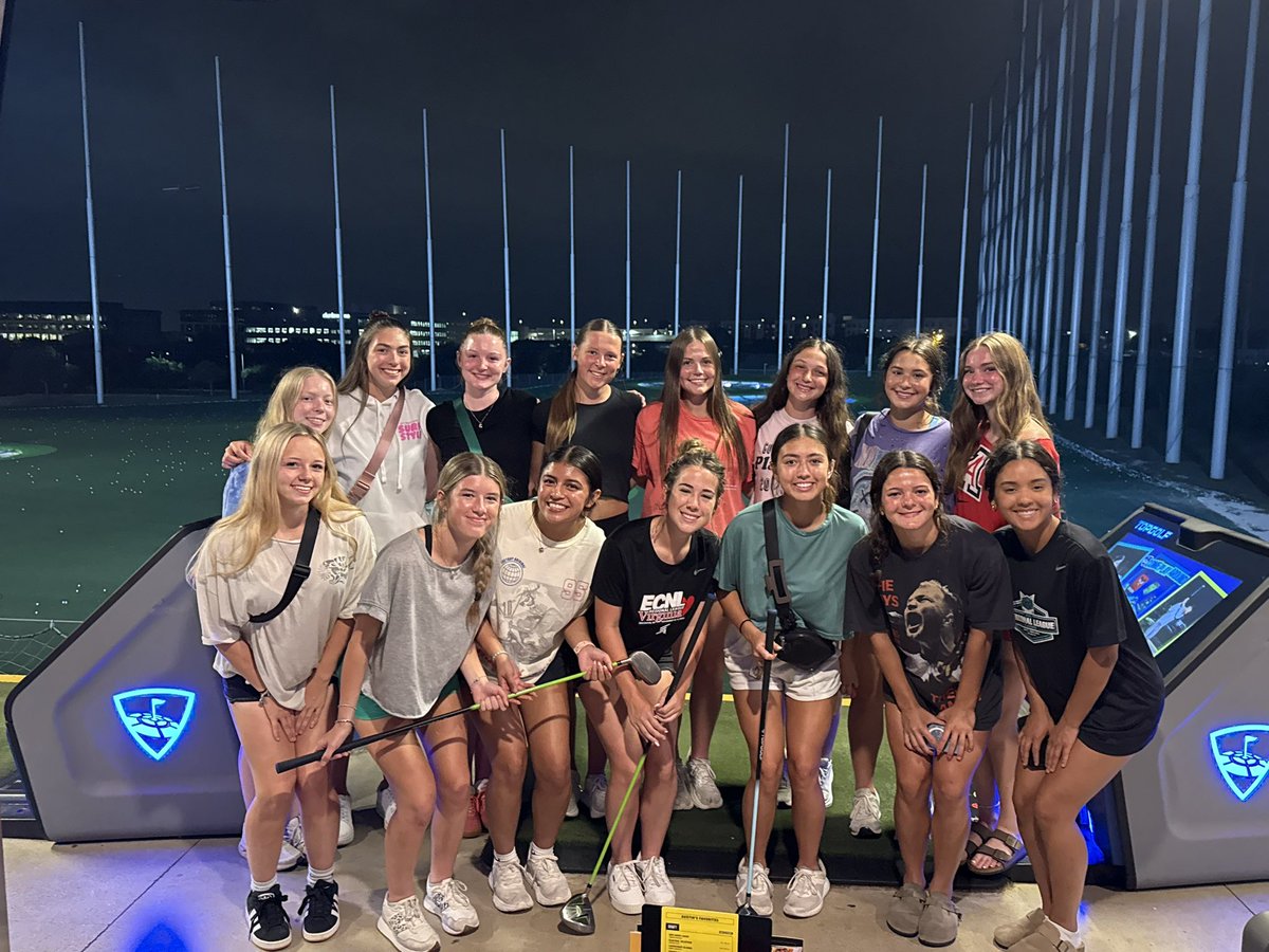 2-1 W on Day 2 of the Texas Shootout! Another day on the 100+ degree turf and another W for the ghirls in green! Super proud of our play against an RL playoff team! Thanks to the college coaches that came to watch us! Finished off the day with some team bonding at Top Golf! Some