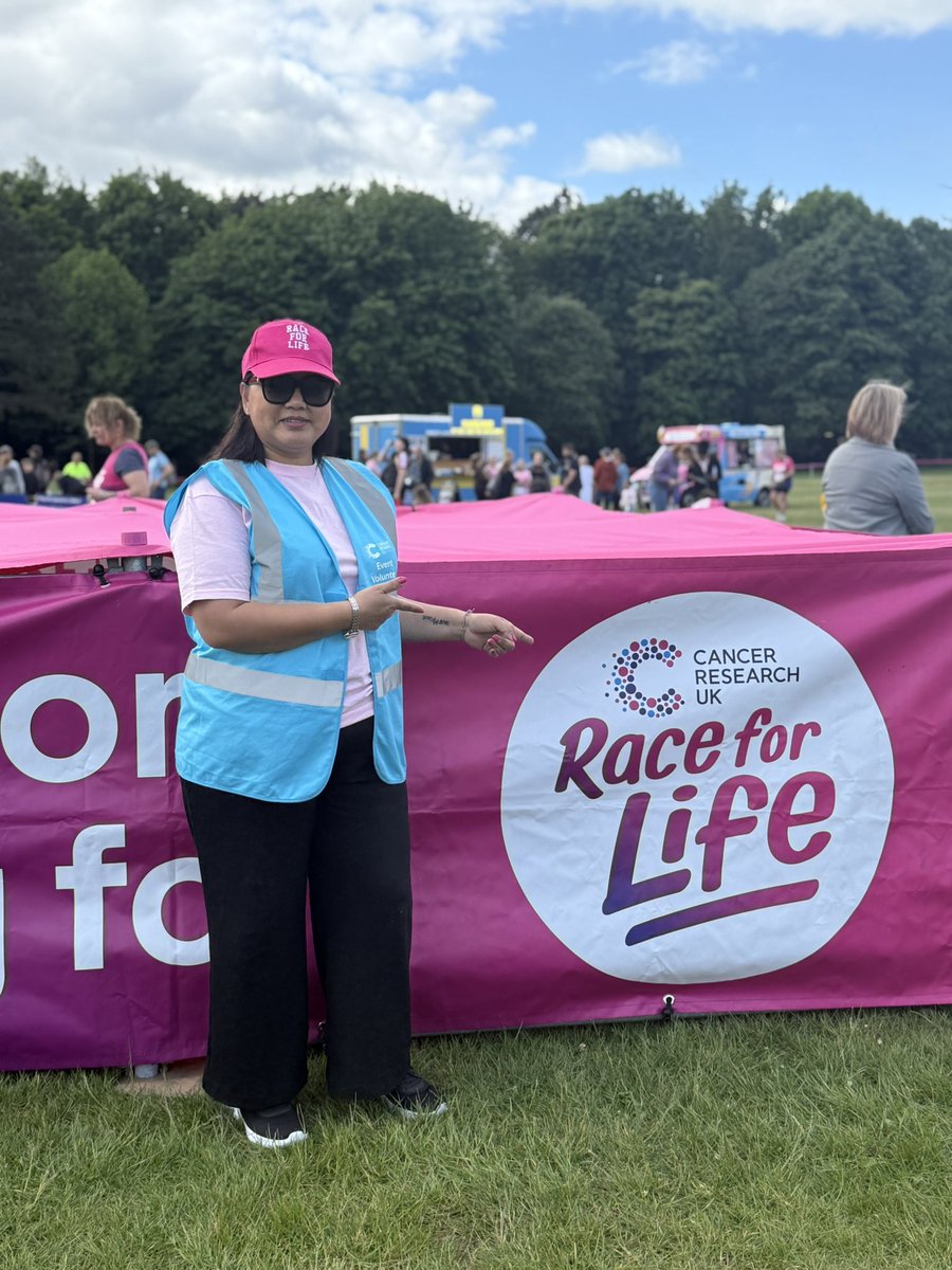 Effie Blankson (@effieblankson) on Twitter photo Basingstoke raised Ā£90k for #raceforlife 2025. My co-campaigns ambassador <a href="/PoonamGuru68023/">Poonam Gurung</a> & I loved every moment. Our MP <a href="/LukeMLabour/">Luke Murphy MP</a> whoās supported the Tobacco & Vapes Bill cheered the 10k race start. Letās get the National Cancer Plan done! <a href="/CR_UK/">Cancer Research UK</a> <a href="/CRUK_Policy/">Cancer Research UK Policy</a> #beatcancer Basingstoke raised Ā£90k for #raceforlife 2025. My co-campaigns ambassador <a href="/PoonamGuru68023/">Poonam Gurung</a> & I loved every moment. Our MP <a href="/LukeMLabour/">Luke Murphy MP</a> whoās supported the Tobacco & Vapes Bill cheered the 10k race start. Letās get the National Cancer Plan done! <a href="/CR_UK/">Cancer Research UK</a> <a href="/CRUK_Policy/">Cancer Research UK Policy</a> #beatcancer
