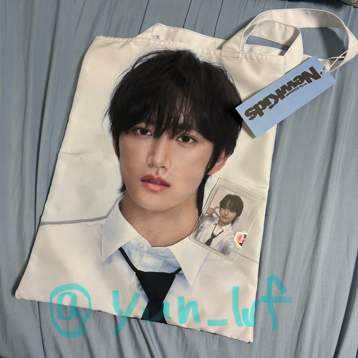 yun_lvf's tweet photo. @onnihuku さんのお陰で、限定品を購入することが出来ましたし、配送までしていただけてとても嬉しかったです❣️
対応も丁寧でとても良かったです！
また機会があったら使わせていただきたいです(,,> <,,)

 #韓国代行 #onnihuku https://t.co/ZY7nbVsIh3