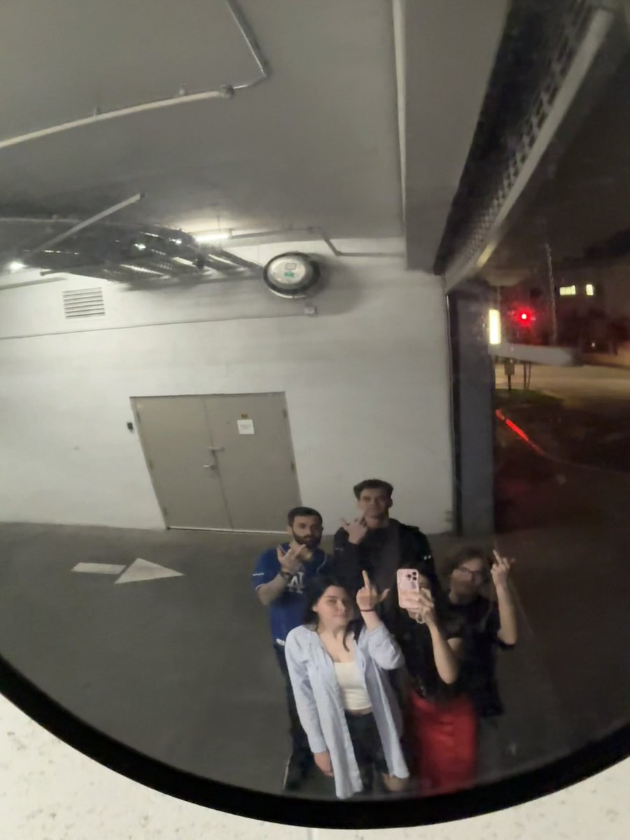 jelloannaa tweet media