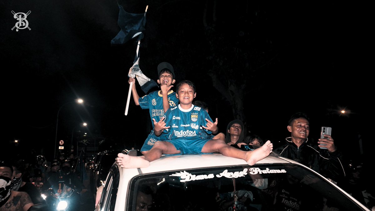 bauunnn's tweet photo. Cuplikan dijalan pas poe sabtu. https://t.co/N8EItgG4oe