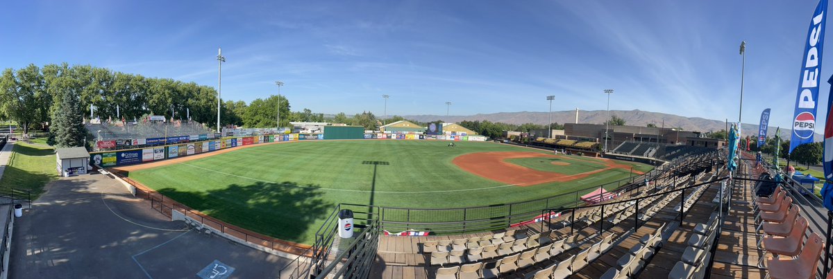 NAIA (@naia) on Twitter photo ⚾️
The off day is over, and we’re back with #MemorialDay #NAIAbaseball Monday in the Avista <a href="/NAIAWorldSeries/">Avista NAIA World Series</a>! 8 teams remain as we #BattleForTheRedBanner.
11 am - <a href="/UC_Patriots/">UC Athletics</a> vs. <a href="/LoyolaWolfPack/">Loyola Athletics</a>
3 pm - <a href="/twbulldogs/">TWU Bulldogs</a> vs. <a href="/GGCAthletics/">GGC Athletics</a>
6:30 pm - <a href="/LSUSathletics/">LSUS Athletics</a> vs. <a href="/HIURoyals/">HIU Athletics</a> ⚾️
The off day is over, and we’re back with #MemorialDay #NAIAbaseball Monday in the Avista <a href="/NAIAWorldSeries/">Avista NAIA World Series</a>! 8 teams remain as we #BattleForTheRedBanner.
11 am - <a href="/UC_Patriots/">UC Athletics</a> vs. <a href="/LoyolaWolfPack/">Loyola Athletics</a>
3 pm - <a href="/twbulldogs/">TWU Bulldogs</a> vs. <a href="/GGCAthletics/">GGC Athletics</a>
6:30 pm - <a href="/LSUSathletics/">LSUS Athletics</a> vs. <a href="/HIURoyals/">HIU Athletics</a>