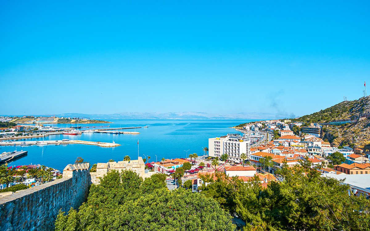 pusholder's tweet photo. Kurban Bayramı tatilinde Çeşme'ye 1 milyon kişinin gitmesi bekleniyor. https://t.co/C68iae5ua7