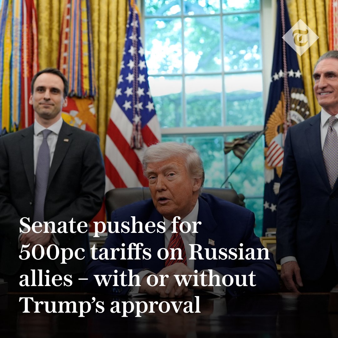 Donald Trump is under mounting pressure to approve a massive sanctions package on Moscow after Volodymyr Zelensky accused him of “silence” over Russian aggression

Our US team reports⬇️
telegraph.co.uk/world-news/202…