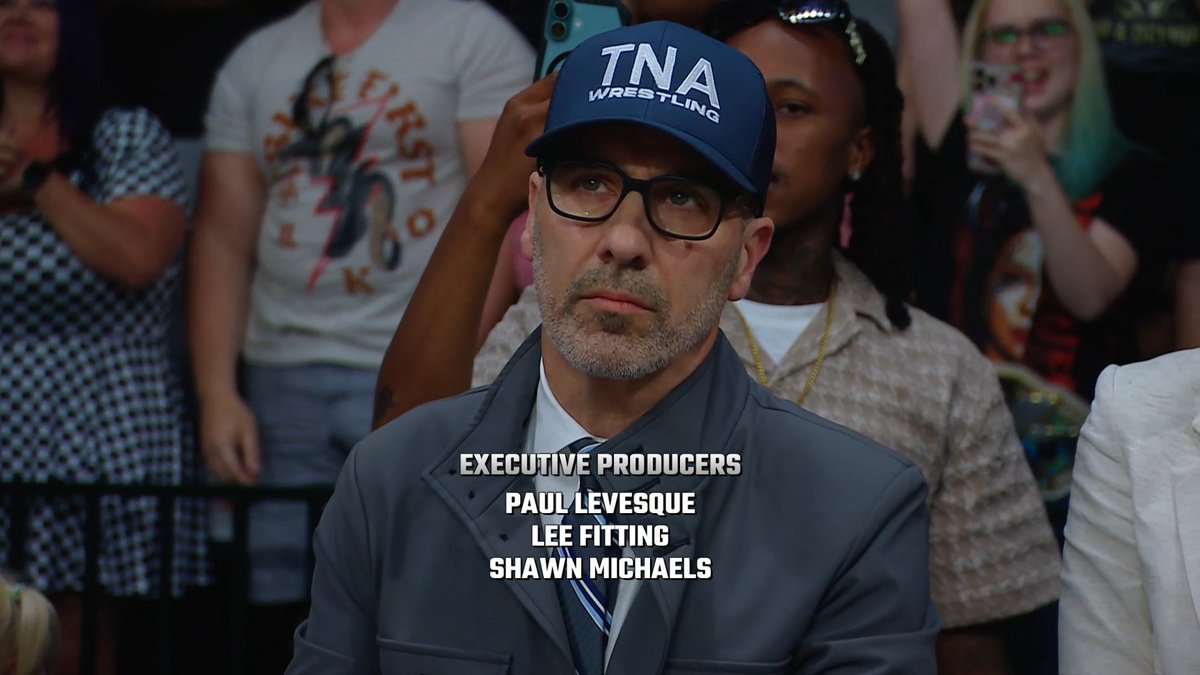 SantosAllElite's tweet photo. This is the disappointed face of the president of a company that has just a few minutes left to live.โ ๏ธ
I'm sorry, but TNA is destined to disappear at the hands of the Fed.โ ๏ธ
#RipTna #TNAUnderSiege #FuckTheFed https://t.co/vny7QK8Q9K