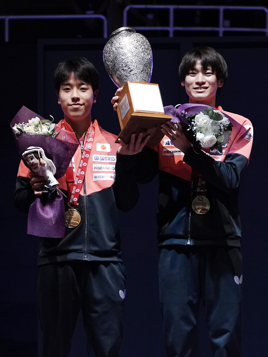 tvtokyo_tt's tweet photo. #世界卓球🇶🇦
🏆男子ダブルス結果

🥇🇯🇵#戸上隼輔/#篠塚大登
🥈TPE #高承睿/#林昀儒
🥉🇫🇷#Aルブラン/🇫🇷#Fルブラン
🥉🇫🇷#ブラッソー/🇫🇷#ドール

🌎世界卓球2025
▶️アーカイブ配信中‼️
各種目の結果はこちら👉 https://t.co/P3OBZRu5MO

PHOTO：Itaru Chiba https://t.co/WcagFwPGuR