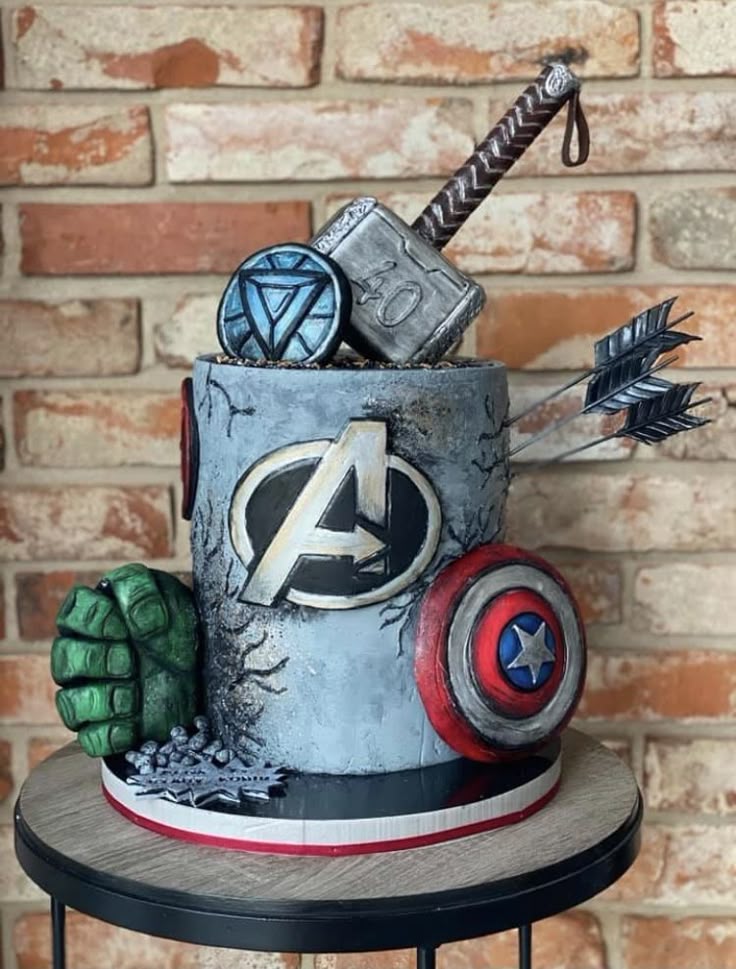 TheoRaeken_Bot's tweet photo. @Little_Dunbar09 —Lo se, no es por eso.. 

Dijo la quimera mientras regresaba a la cocina a por el pastel de cumpleaños de su novio. 

—Felices 19 mi amor !! https://t.co/NLlMOTOMrH