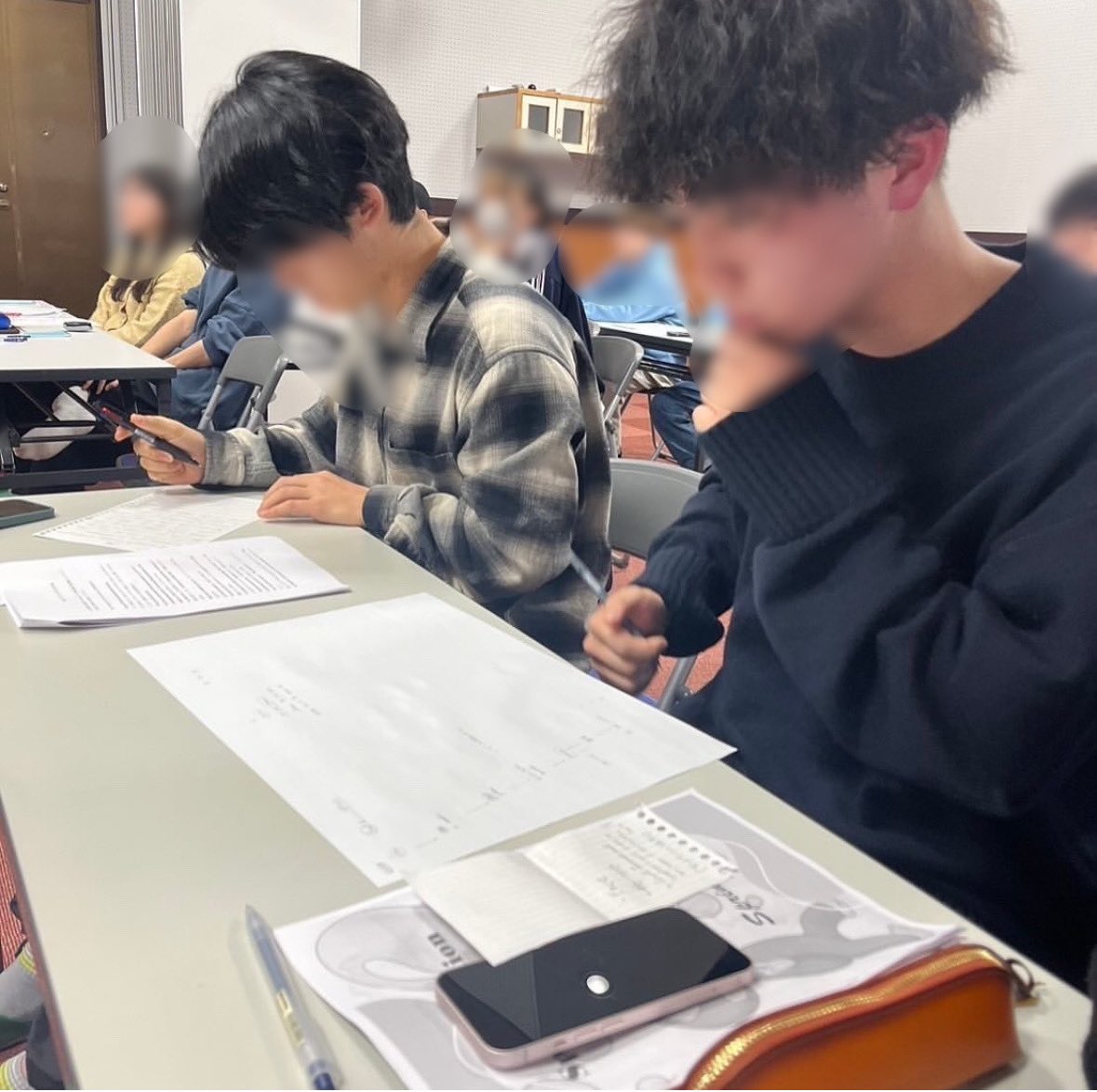 dokkyo_ESS's tweet photo. 👤幹部紹介

部長　塚越大翔

・外国語学部英語学科　
・新3年
・趣味　サッカー、羊文学、IVE

英語が話せなくても全然大丈夫です！大学生活での青春をESSで過ごしてみませんか？ https://t.co/lgeTvXgbxK