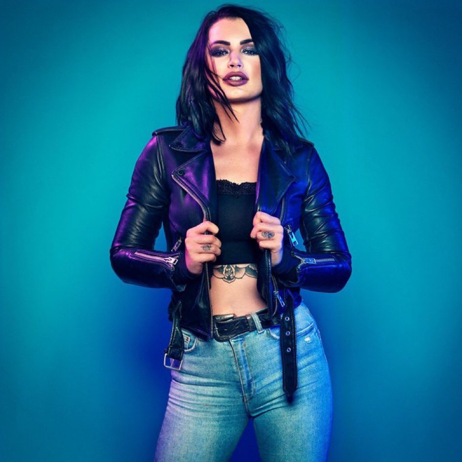 zaguila1995's tweet photo. With the #Evolution2 returning on June 13, here’s a throwback photo of @Saraya from the very first #Evolution show back in 2018
#Throwback #Legendary #1TimeEver #LoveThisWoman. ❤️❤️ https://t.co/nYuXiWexQh